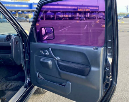 Черный Сузуки Джимни, объемом двигателя 1.33 л и пробегом 292 тыс. км за 5000 $, фото 7 на Automoto.ua