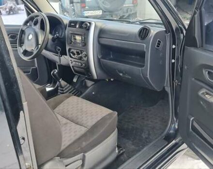 Сузуки Джимни 2008 в Обухове на Automoto.ua Черный Сузуки Джимни, объемом двигателя 1.3 л и пробегом 224 тыс. км за 7200 $, фото 7 на Automoto.ua