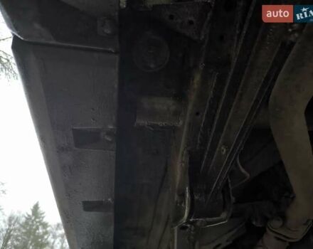 Чорний Сузукі Джімні, об'ємом двигуна 1.3 л та пробігом 164 тис. км за 7450 $, фото 18 на Automoto.ua