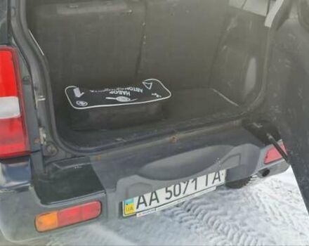 Сузуки Джимни 2008 в Обухове на Automoto.ua Черный Сузуки Джимни, объемом двигателя 1.3 л и пробегом 224 тыс. км за 7200 $, фото 4 на Automoto.ua