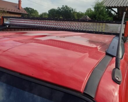 Красный Сузуки Джимни, объемом двигателя 1.3 л и пробегом 205 тыс. км за 5900 $, фото 6 на Automoto.ua