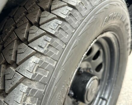 Красный Сузуки Джимни, объемом двигателя 1.3 л и пробегом 174 тыс. км за 8500 $, фото 18 на Automoto.ua