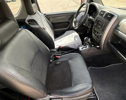 Красный Сузуки Джимни, объемом двигателя 1.33 л и пробегом 134 тыс. км за 9200 $, фото 10 на Automoto.ua