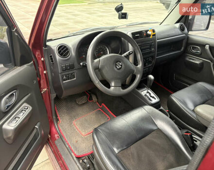 Червоний Сузукі Джімні, об'ємом двигуна 1.33 л та пробігом 114 тис. км за 9500 $, фото 5 на Automoto.ua