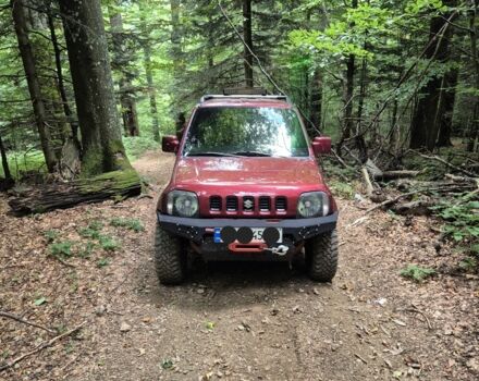 Червоний Сузукі Джімні, об'ємом двигуна 0 л та пробігом 181 тис. км за 10100 $, фото 1 на Automoto.ua