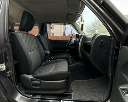 Сузуки Джимни, объемом двигателя 1.3 л и пробегом 160 тыс. км за 12400 $, фото 13 на Automoto.ua