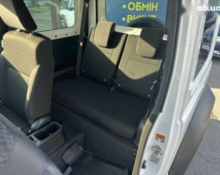Сузуки Джимни, объемом двигателя 1.5 л и пробегом 23 тыс. км за 23490 $, фото 23 на Automoto.ua
