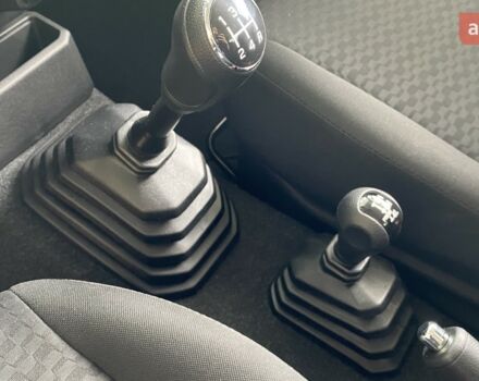 Сузуки Джимни, объемом двигателя 1.46 л и пробегом 0 тыс. км за 22398 $, фото 42 на Automoto.ua