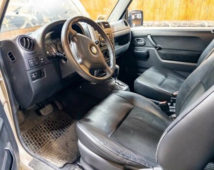 Сузуки Джимни 2009 в Киеве на Automoto.ua Желтый Сузуки Джимни, объемом двигателя 1.3 л и пробегом 45 тыс. км за 12800 $, фото 5 на Automoto.ua