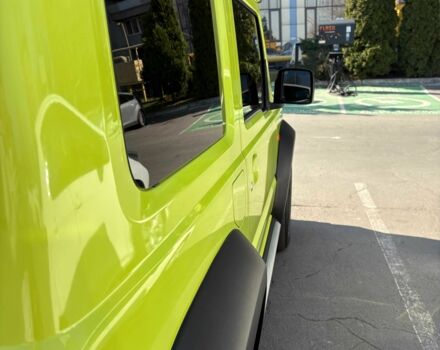 Желтый Сузуки Джимни, объемом двигателя 1.5 л и пробегом 28 тыс. км за 20450 $, фото 6 на Automoto.ua