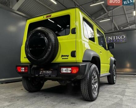 Желтый Сузуки Джимни, объемом двигателя 1.5 л и пробегом 149 тыс. км за 17900 $, фото 16 на Automoto.ua