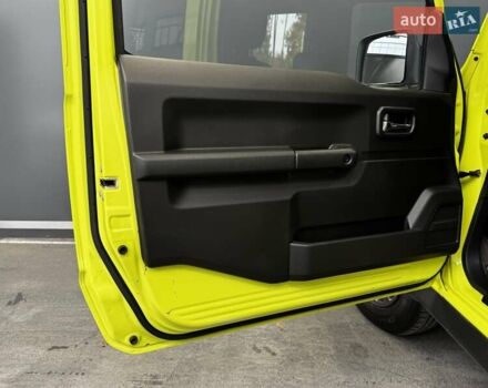 Желтый Сузуки Джимни, объемом двигателя 1.5 л и пробегом 149 тыс. км за 17900 $, фото 53 на Automoto.ua