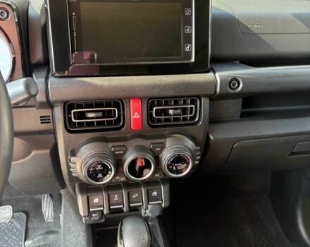 Желтый Сузуки Джимни, объемом двигателя 1.5 л и пробегом 28 тыс. км за 20450 $, фото 17 на Automoto.ua