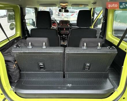 Желтый Сузуки Джимни, объемом двигателя 1.46 л и пробегом 62 тыс. км за 23300 $, фото 16 на Automoto.ua