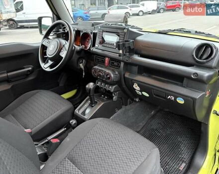 Желтый Сузуки Джимни, объемом двигателя 1.46 л и пробегом 62 тыс. км за 23300 $, фото 14 на Automoto.ua