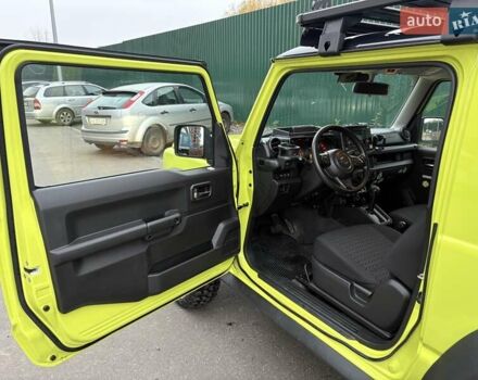 Желтый Сузуки Джимни, объемом двигателя 1.46 л и пробегом 62 тыс. км за 23300 $, фото 10 на Automoto.ua