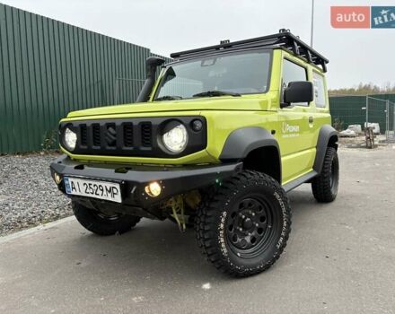 Желтый Сузуки Джимни, объемом двигателя 1.46 л и пробегом 62 тыс. км за 23300 $, фото 1 на Automoto.ua