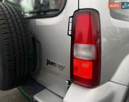 Серый Сузуки Джимни, объемом двигателя 1.33 л и пробегом 83 тыс. км за 11490 $, фото 16 на Automoto.ua