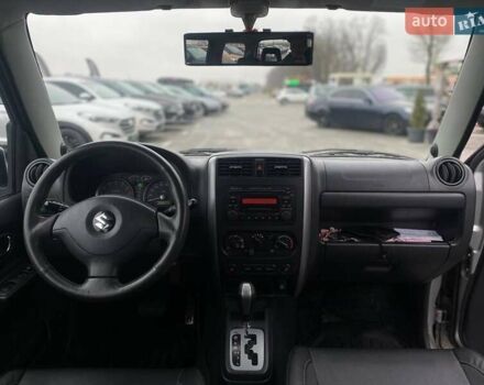 Серый Сузуки Джимни, объемом двигателя 1.33 л и пробегом 83 тыс. км за 11490 $, фото 35 на Automoto.ua