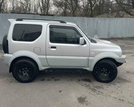 Серый Сузуки Джимни, объемом двигателя 1.3 л и пробегом 68 тыс. км за 16900 $, фото 2 на Automoto.ua