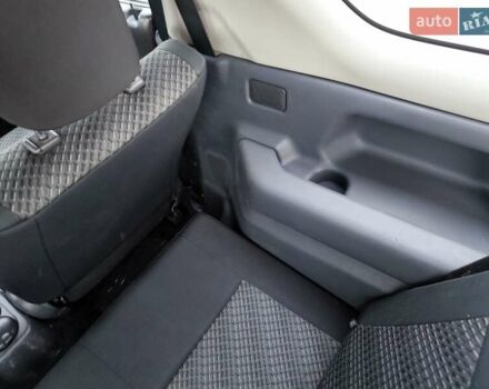 Серый Сузуки Джимни, объемом двигателя 1.33 л и пробегом 92 тыс. км за 13999 $, фото 12 на Automoto.ua