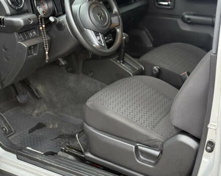 Серый Сузуки Джимни, объемом двигателя 1.46 л и пробегом 26 тыс. км за 21500 $, фото 7 на Automoto.ua