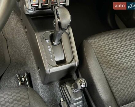 Сірий Сузукі Джімні, об'ємом двигуна 1.5 л та пробігом 6 тис. км за 24950 $, фото 76 на Automoto.ua