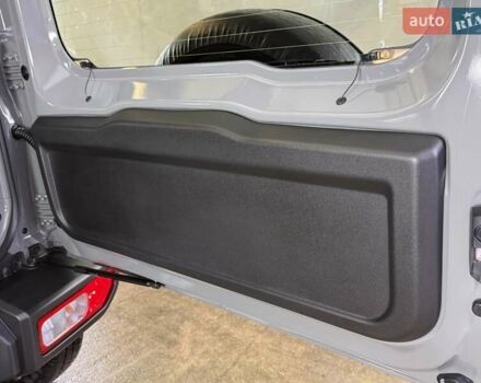 Сірий Сузукі Джімні, об'ємом двигуна 1.5 л та пробігом 6 тис. км за 24950 $, фото 61 на Automoto.ua