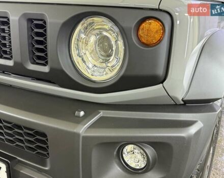 Сірий Сузукі Джімні, об'ємом двигуна 1.5 л та пробігом 6 тис. км за 24950 $, фото 30 на Automoto.ua