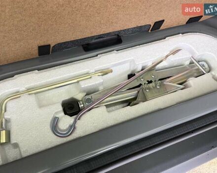 Сірий Сузукі Джімні, об'ємом двигуна 1.5 л та пробігом 6 тис. км за 24950 $, фото 66 на Automoto.ua