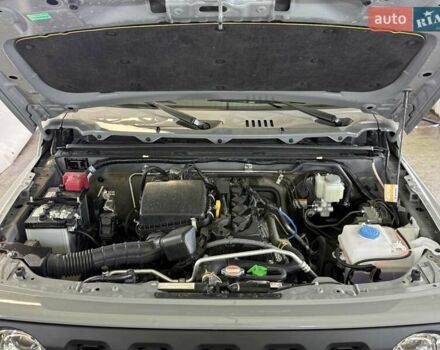 Сірий Сузукі Джімні, об'ємом двигуна 1.5 л та пробігом 6 тис. км за 24950 $, фото 49 на Automoto.ua