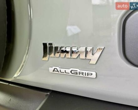 Сірий Сузукі Джімні, об'ємом двигуна 1.5 л та пробігом 6 тис. км за 24950 $, фото 39 на Automoto.ua