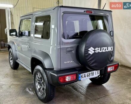 Сірий Сузукі Джімні, об'ємом двигуна 1.5 л та пробігом 6 тис. км за 24950 $, фото 6 на Automoto.ua
