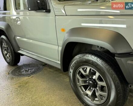 Сірий Сузукі Джімні, об'ємом двигуна 1.5 л та пробігом 6 тис. км за 24950 $, фото 37 на Automoto.ua