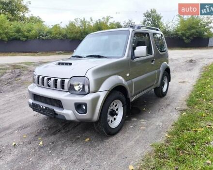 Серый Сузуки Джимни, объемом двигателя 1.3 л и пробегом 88 тыс. км за 14800 $, фото 1 на Automoto.ua