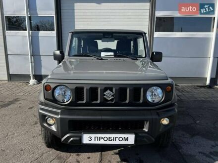 Сузукі Джімні 2020 у Черкасах на Automoto.ua Сірий Сузукі Джімні, об'ємом двигуна 1.5 л та пробігом 44 тис. км за 19900 $, фото 1 на Automoto.ua