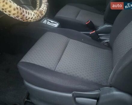 Сузуки Джимни 2006 в Киеве на Automoto.ua Зеленый Сузуки Джимни, объемом двигателя 1.3 л и пробегом 170 тыс. км за 8750 $, фото 10 на Automoto.ua