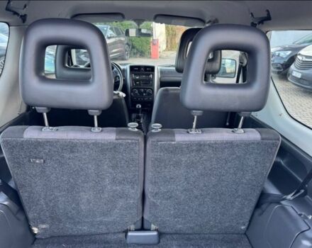 Зеленый Сузуки Джимни, объемом двигателя 0 л и пробегом 180 тыс. км за 2100 $, фото 8 на Automoto.ua