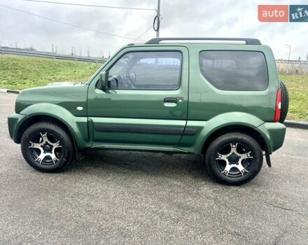 Зелений Сузукі Джімні, об'ємом двигуна 1.33 л та пробігом 112 тис. км за 12500 $, фото 2 на Automoto.ua
