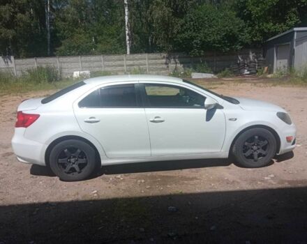 Белый Сузуки Кизаши, объемом двигателя 2.4 л и пробегом 206 тыс. км за 6500 $, фото 8 на Automoto.ua