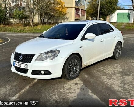Белый Сузуки Кизаши, объемом двигателя 2.4 л и пробегом 172 тыс. км за 8000 $, фото 2 на Automoto.ua