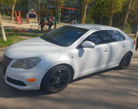 Белый Сузуки Кизаши, объемом двигателя 2.4 л и пробегом 206 тыс. км за 6500 $, фото 1 на Automoto.ua