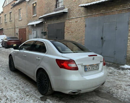 Білий Сузукі Кізаші, об'ємом двигуна 2.39 л та пробігом 249 тис. км за 6500 $, фото 1 на Automoto.ua