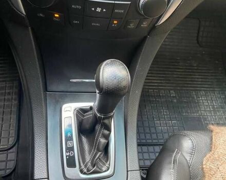 Черный Сузуки Кизаши, объемом двигателя 2.39 л и пробегом 188 тыс. км за 8800 $, фото 19 на Automoto.ua