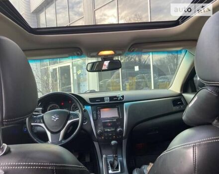 Черный Сузуки Кизаши, объемом двигателя 2.39 л и пробегом 188 тыс. км за 8800 $, фото 9 на Automoto.ua