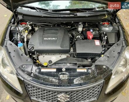 Чорний Сузукі Кізаші, об'ємом двигуна 2.39 л та пробігом 230 тис. км за 6999 $, фото 10 на Automoto.ua