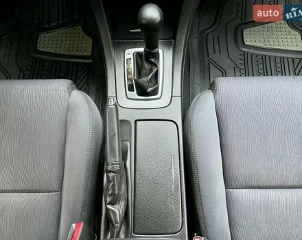 Чорний Сузукі Кізаші, об'ємом двигуна 2.39 л та пробігом 230 тис. км за 6999 $, фото 31 на Automoto.ua