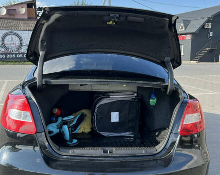 Чорний Сузукі Кізаші, об'ємом двигуна 2.39 л та пробігом 240 тис. км за 7200 $, фото 31 на Automoto.ua