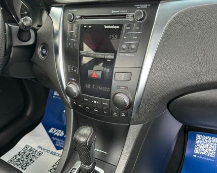 Чорний Сузукі Кізаші, об'ємом двигуна 2.4 л та пробігом 206 тис. км за 6900 $, фото 9 на Automoto.ua