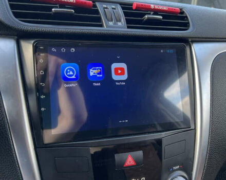 Чорний Сузукі Кізаші, об'ємом двигуна 2.39 л та пробігом 240 тис. км за 7200 $, фото 61 на Automoto.ua